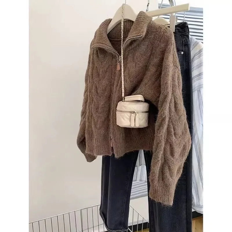 Women Autumn Winter New Lazy Style Loose Knitted Cardigan Retro Solid Color Double Zipper Turn-down Collar Sweater New Women Top.