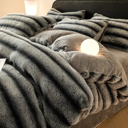 Winter Thick Warm Luxury Bedding Set Include Quilt Cover Sheet Pillowcase Solid Color Coral Velvet Soft Queen Duvet Cover Set.