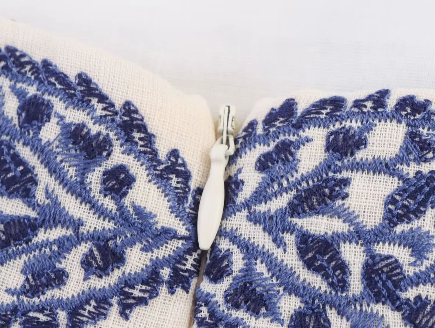 ZBZA Frauen Sexy Gedruckt Rohr Schlinge Lange Kleider Retro Taille Hohl Ärmelloses Abend Dünnes Kleid Weibliche Sommer Chic Street Party.