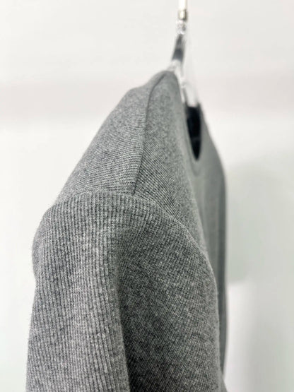 Y2K knotted twist knitted threaded round neck Top women fashionable and versatile navel padded shoulder short-sleeved T-shirt.