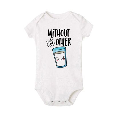 Zwillings-Body kann niemandem ohne den anderen Baby-Strampler haben. Lustiger Milch- und Keks-Zwillings-Bodysuit. Niedlicher Baby-Overall für beste Freunde.
