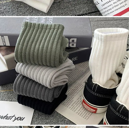 New 5 Pairs Cool Men Black White Warm Socks Set Autumn Winter Male Solid Color Sport Short Socks For Men Dropshipping.