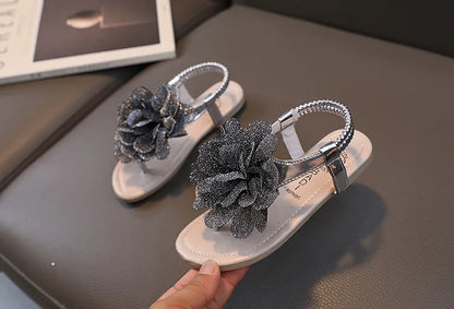 Girls Sandals 2023 Summer New Bling Flowers Baby Children Fashion Soft Bottom Student Shoes Kid's Slippers Pink Flats Flip Flops.