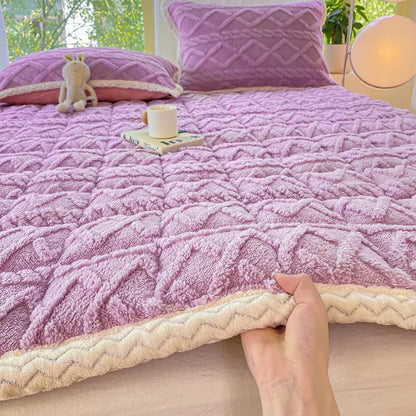 Winter Taft Velvet Mattress Topper Pad Fleece Bedspread Fold Non-slip Thin Tatami Mat Student Dormitory Bed Sheet Mattress Cover