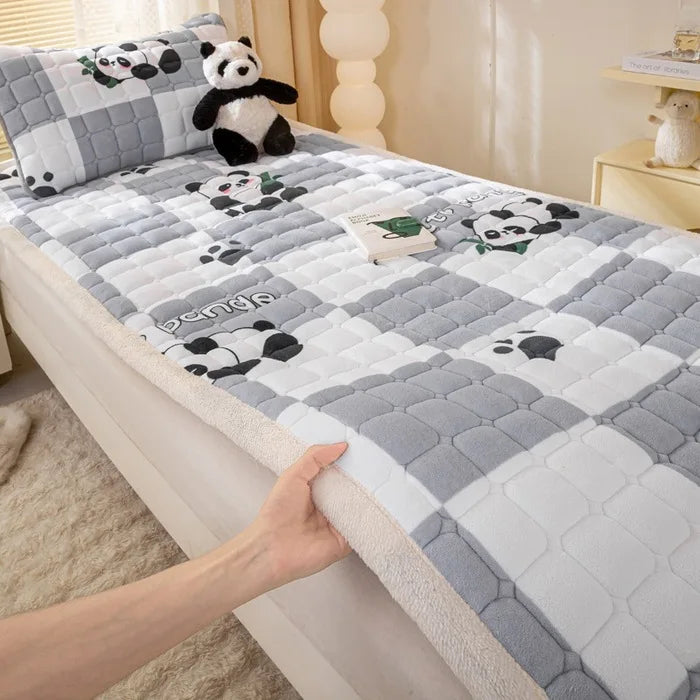 Cartoon Printed Warm Bed Mattress Super Soft Cozy Milk Velvet Single Bedding Protector Thick Tatami Mats for Autumn and Winter