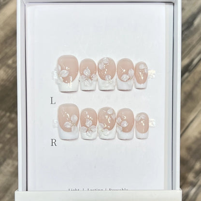 10Pcs Sweet Cute Handmade Press on Nails Flower Butterfly Fake Nails Glossy Diamond False Nails Full Cover Acrylic Nail Tips Art.