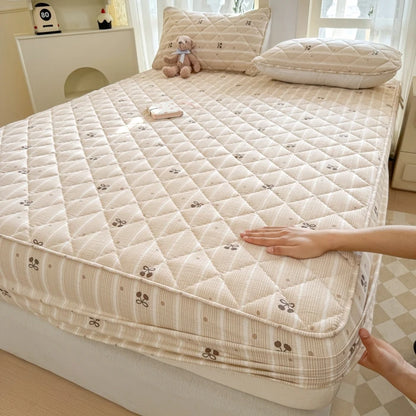 1pc Floral Style Bed Cover Quilted Bedspread Non-slip Mattress Protector Adults Kids Room Bedsheets 매트리스 커버 (No Pillowcase).