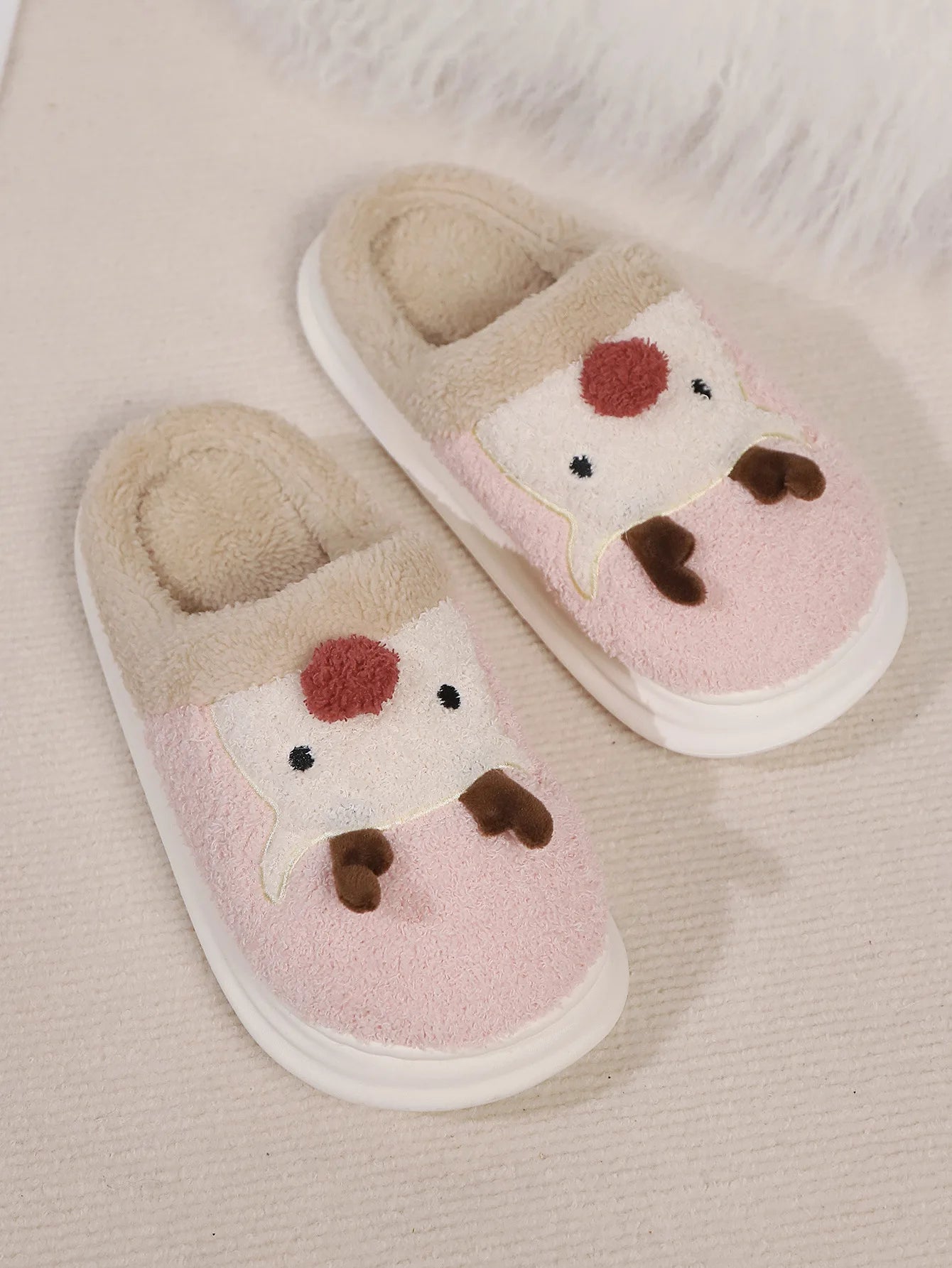 Smile PoP Cute Women Slippers Indoor Fuzzy Women House Slippers Classic Cartoon Casual Home Shoes Warm Bedroom  Animals Shoes.