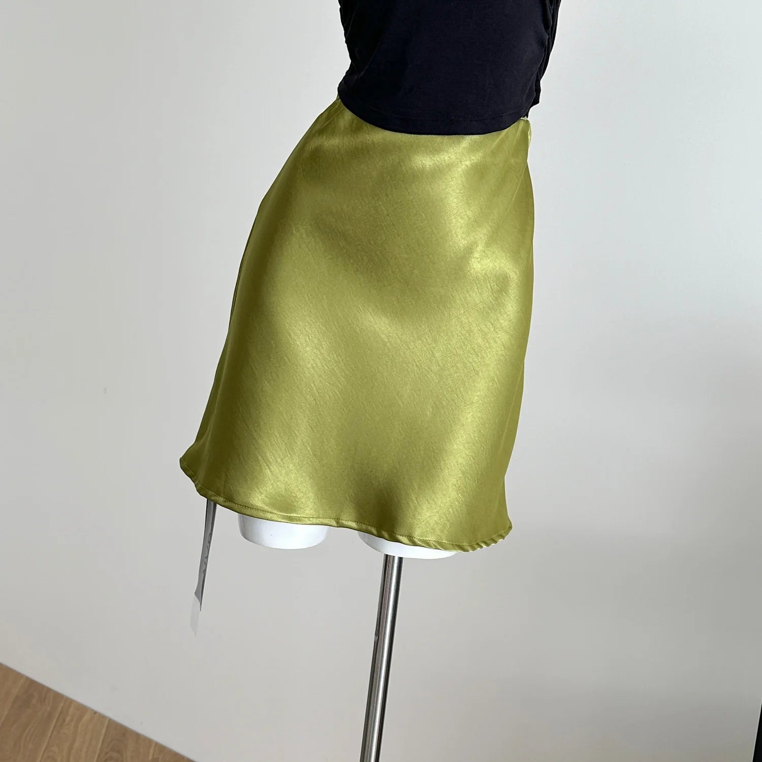 Women's Summer Elegant Acetate Short Meimard Short Skirt Lady Streetwear High Waist Slim Fishtail Mini Skirt.