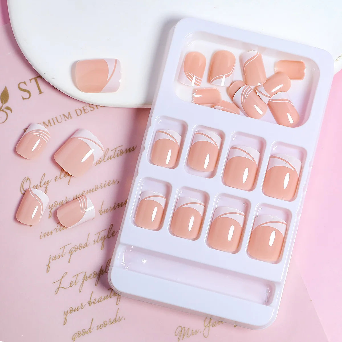 24pcs/set short square fake nails for women cute bride heart white french tips faux ongles y2k press on false nail supplies.