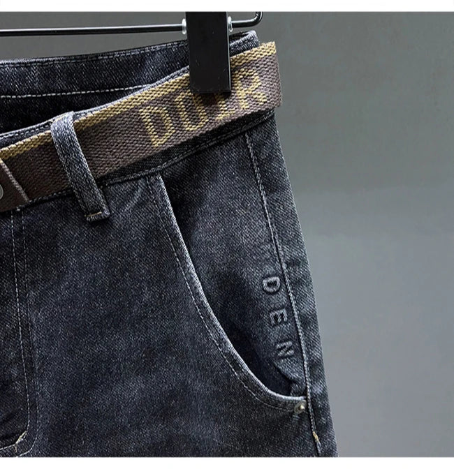 Tapered Jeans for Men's Clothing Autumn New Fashion Embroidered Korean Harem Pants Casual Stretch Black Denim Trousers.