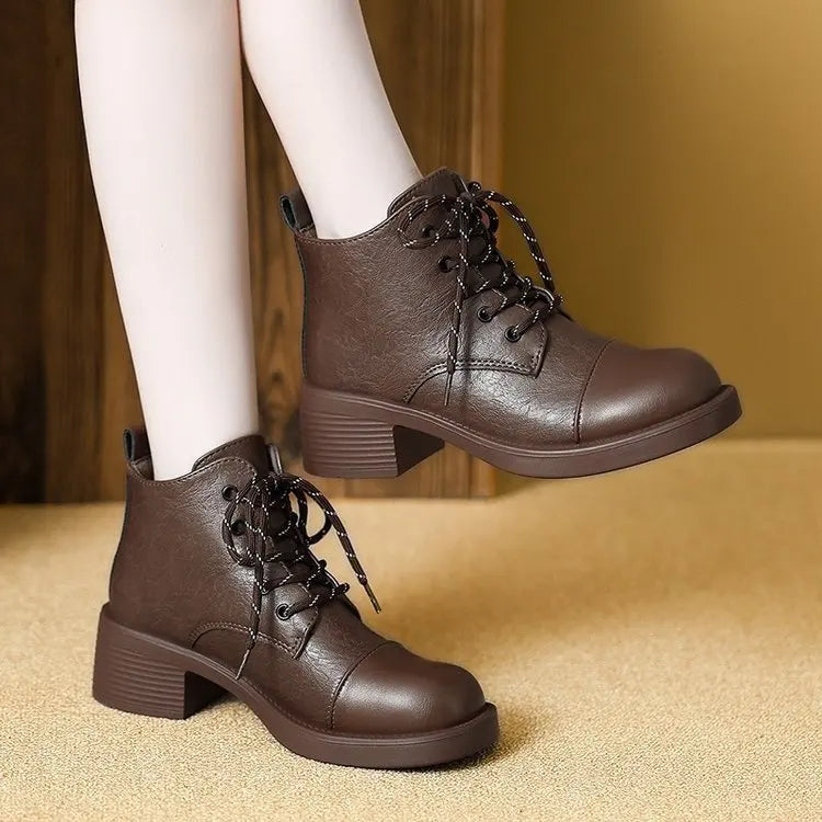 Women Short Boots 2025 Autumn Winter New Fashion Lace Up Vintage Middle Heel Shoes Outdoor Non Slip Height Increase Ankle Boots.