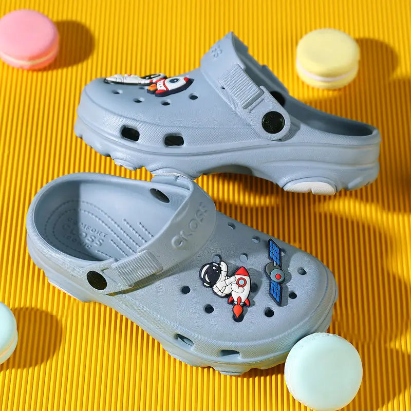 3-12y Kids Mules & Clogs Summer Boys Girls Sandals Cartoon 6 Colors Non-slip Comfortable Beach Slippers Children Garden Shoes 24.