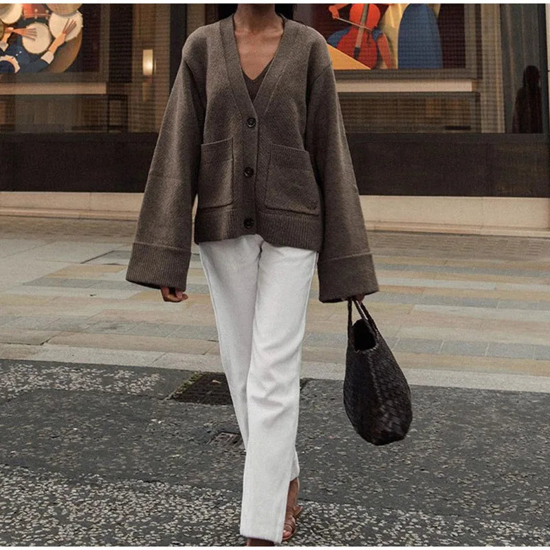 Damenjacke mit V-Ausschnitt, einfarbig, langärmelig, Strickjacke, modischer, lockerer, lässiger Pullover.