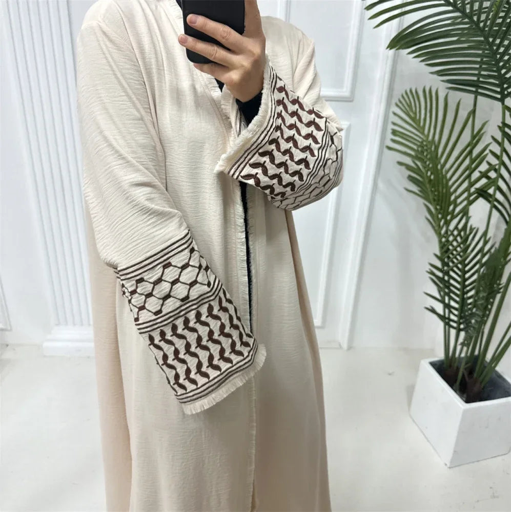 Autumn New Ramadan Open Embroidery Tassel Pink Kimono Abaya Dubai Luxury Muslim Islam Kaftan Dress Abayas Women Kebaya Caftan