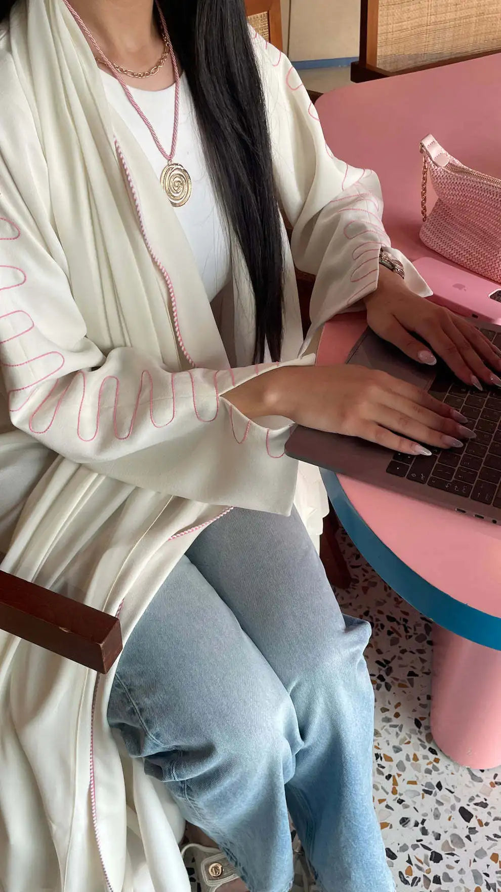 Luxury Embroidery Muslim Abaya Wave Kimono Dubai Islam Muslim Dress Women Kebaya Kaftan Cardigan Robe Musulmane Caftan Marocain.