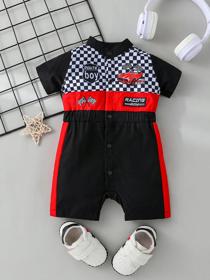 Styling-Anzug für Neugeborene, Mini-Racer-Outfit mit gesticktem Stehkragen und Denim-Overall mit Reißverschluss.