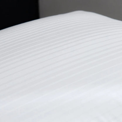 100% Goose Down Pillows Neck Pillows for Sleeping Bed Pillow 100% Cotton Cover with Goose Donw 1pc Hotel Collection Soft Comfort.