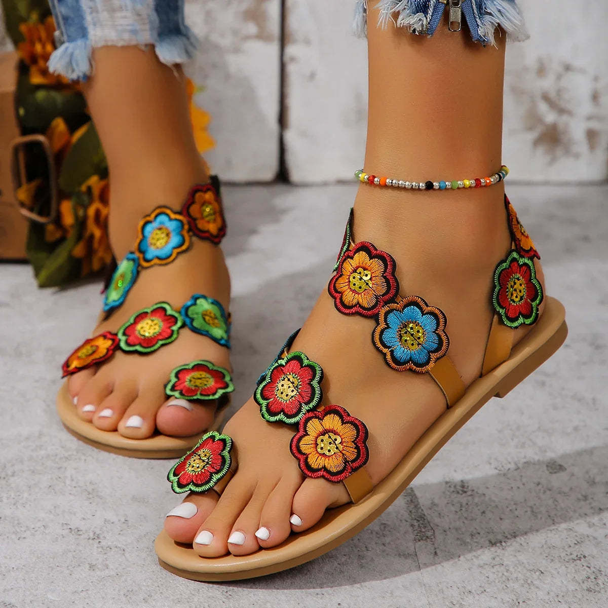 Yellow Embroidered Faux Flower Fashion Sandals Flat Plus Size 43 Summer Outdoor Beach Shoes Travel Mom Shoes.