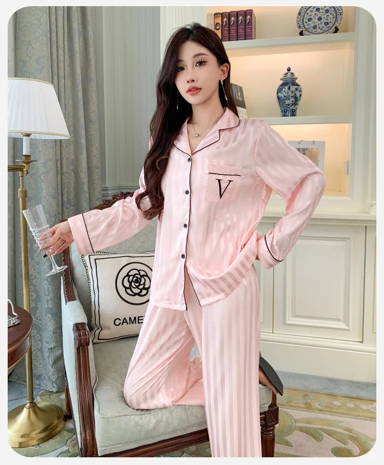 Women's Ice Silk Pajama Set Long Sleeve Long Pants Lightweight Sleepwear for Spring And Autumn Comfortable Homewear Pj Set.