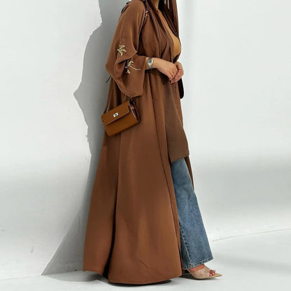 Mode Dubai Abayas für Frauen Stickerei Muslimischen Kleid Türkei Kaftan Islam Kleidung Kebaya Kaftan Marocain Femme Robe Jalabiya.