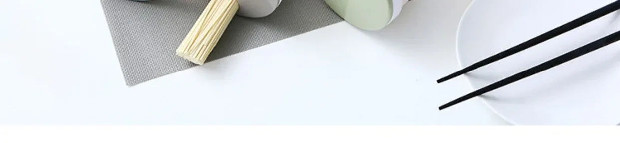 Transparent Plastic Kitchen Noodle Storage Container Sealable Jar Grain Storage Box Home Use Food Preservation Tin Canister.