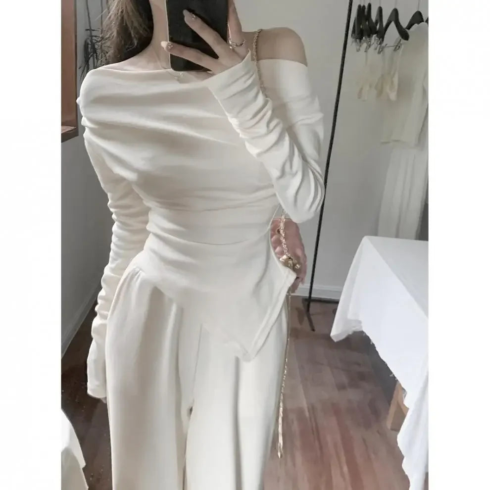 Spicy Girl Apricot One-Shoulder Base Shirt Women's Slim Fit Asymmetrical Long Sleeve T-Shirt Spring Autumn Inner Wear Top.