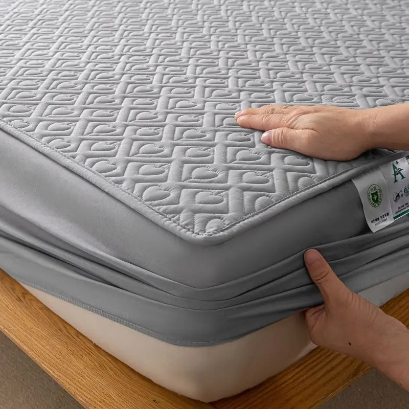 WOSTAR Thicken quilted mattress protector cover 180x200 couple luxury double bed elastic fitted sheet style bed protection pad.