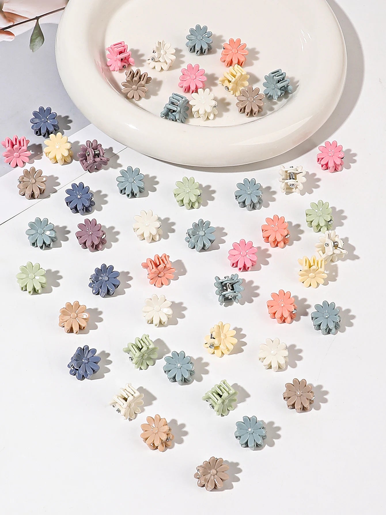 50Pcs Flower Hair Clips Multi color Mini Cute Hair Styling Accessories for Girls and Women Birthday Gifts,10 Colors at Least