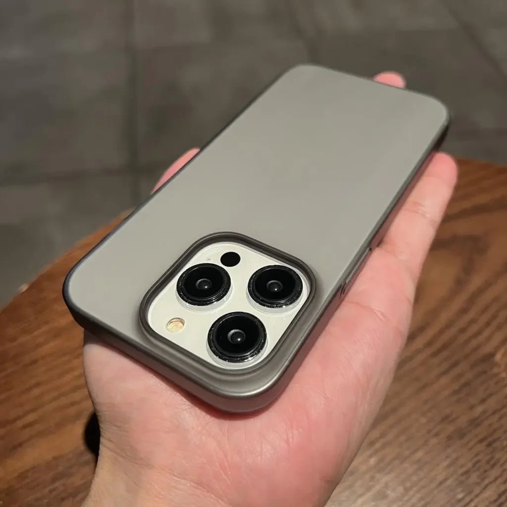 Ultra Thin Matte Hard PC Translucent Clear Phone Case For iPhone 17 16 15 14 Plus 13 12 Pro Max Shockproof Slim Skin Back Cover.