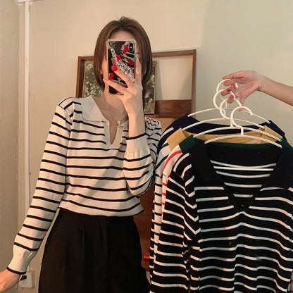 Gestreifter V-Ausschnitt Pullover Polo-Pullover Damen Frühherbst lässig All-Match-Tops Langarm Strick pullover Pullover Pullover.