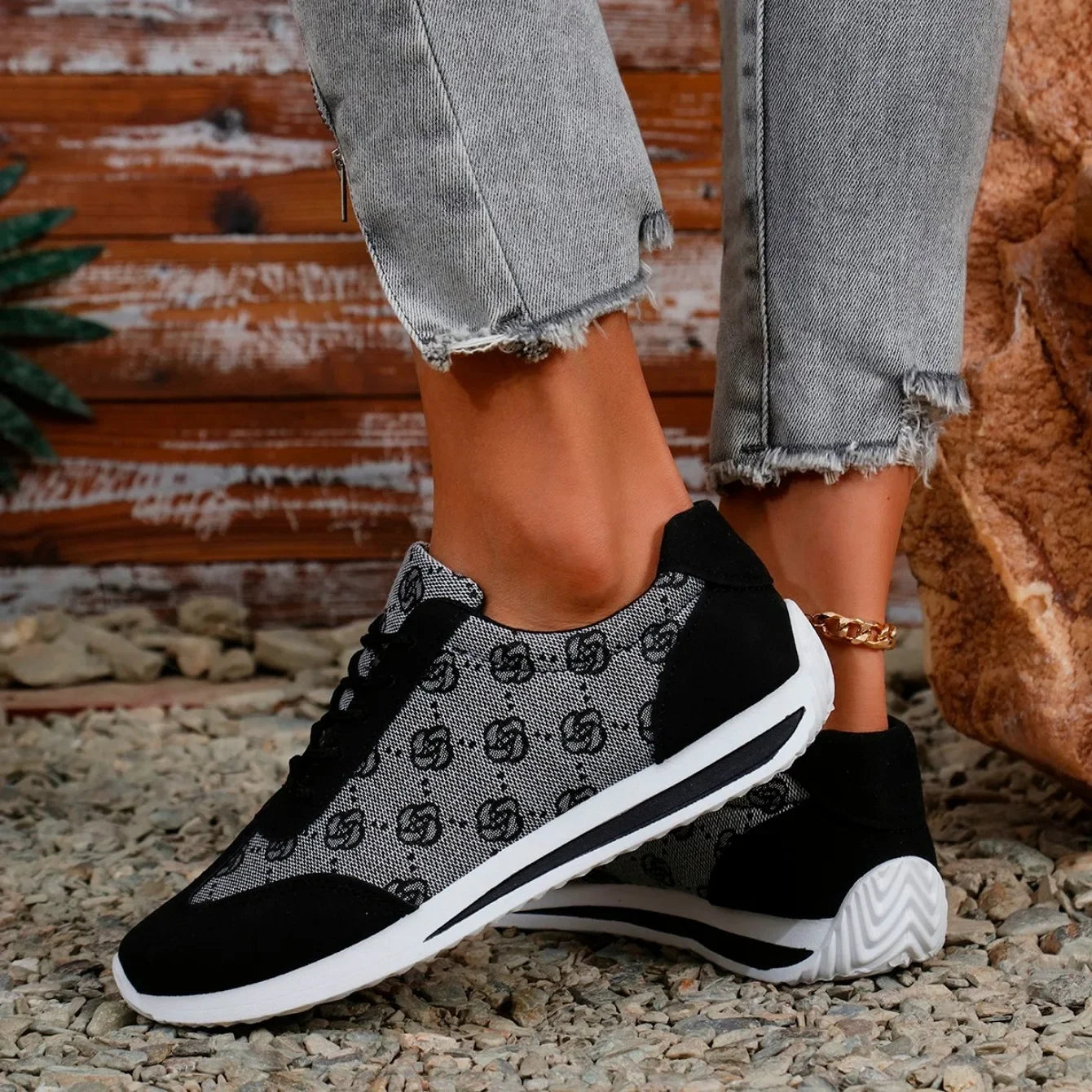 Women Thick Soled Cross Round Head Thin Fashion Shoes Women Comfortable  Breathable Casual Wear-resistant Shoes Zapatos De Mujer.