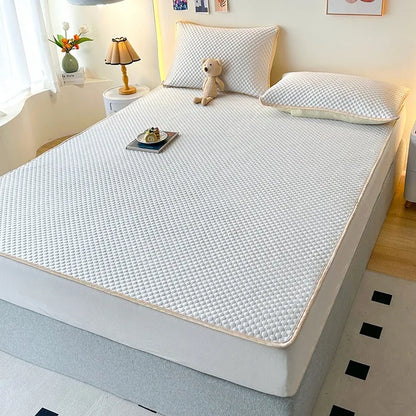 High End Latex Cooling Mattress with Elastic Band Quick-Dry Breathable Summer Bed Mat Machine Washable Foldable Sleeping Pad