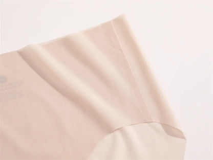 4PCS/Set Women's Ice Silk Seamless Panties Ultra Thin Briefs Breathable Underwear Female High Waist Intimates Lingerie Plus Size.