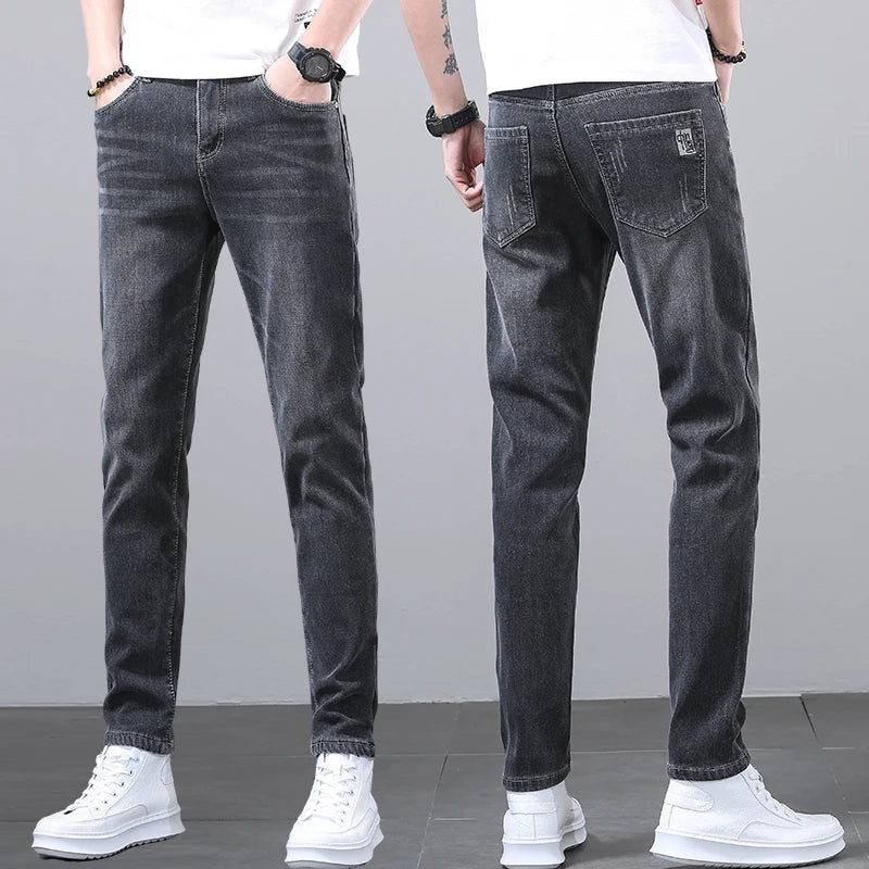 New Men's Four Seasons Business Jeans Fashionable Slim Fit Micro Elastic Straight Leg Long Pants.