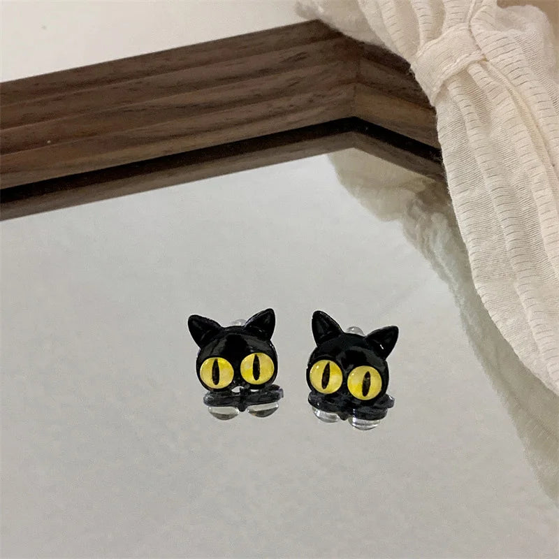 2023 New Fashion Cute Animal Stud Earrings Women Cartoon Small Black Cat Bear Shark Dinosaur Earring Ear Stud Girl Funny Jewelry