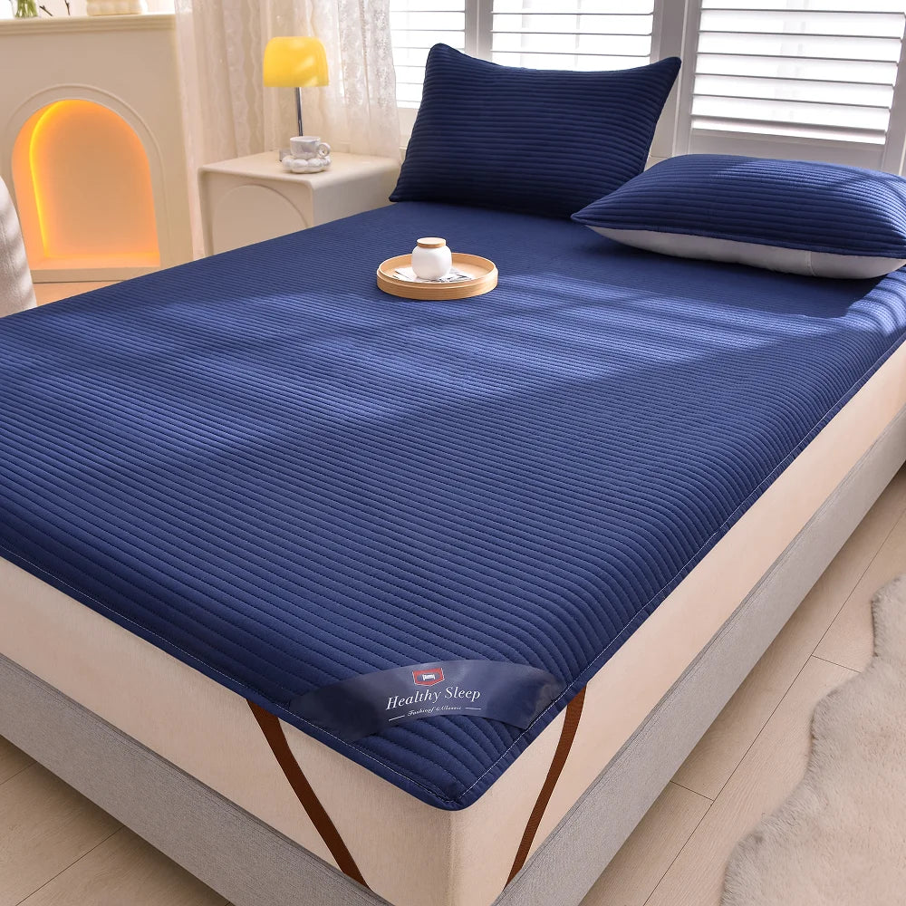 1pc Striped Waterproof Mattress Protector, Comfortable Mattress Cover, Soft and Breathable  for Single/Double Beds.