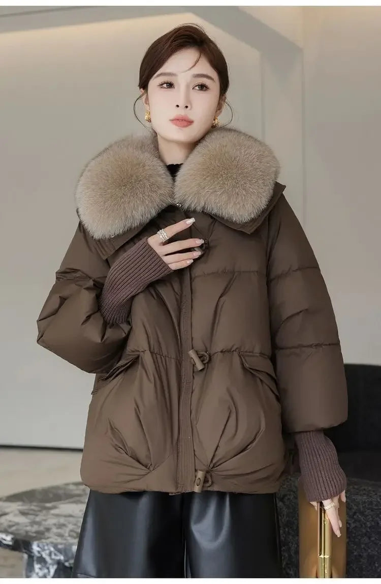 2025 Winter Neue Unten Kurze Gepolsterte Jacke Frauen Parkas Pelz Kragen Dicke Baumwolle Mäntel Kleidung Schwarz Casual Oberbekleidung Weibliche neue.