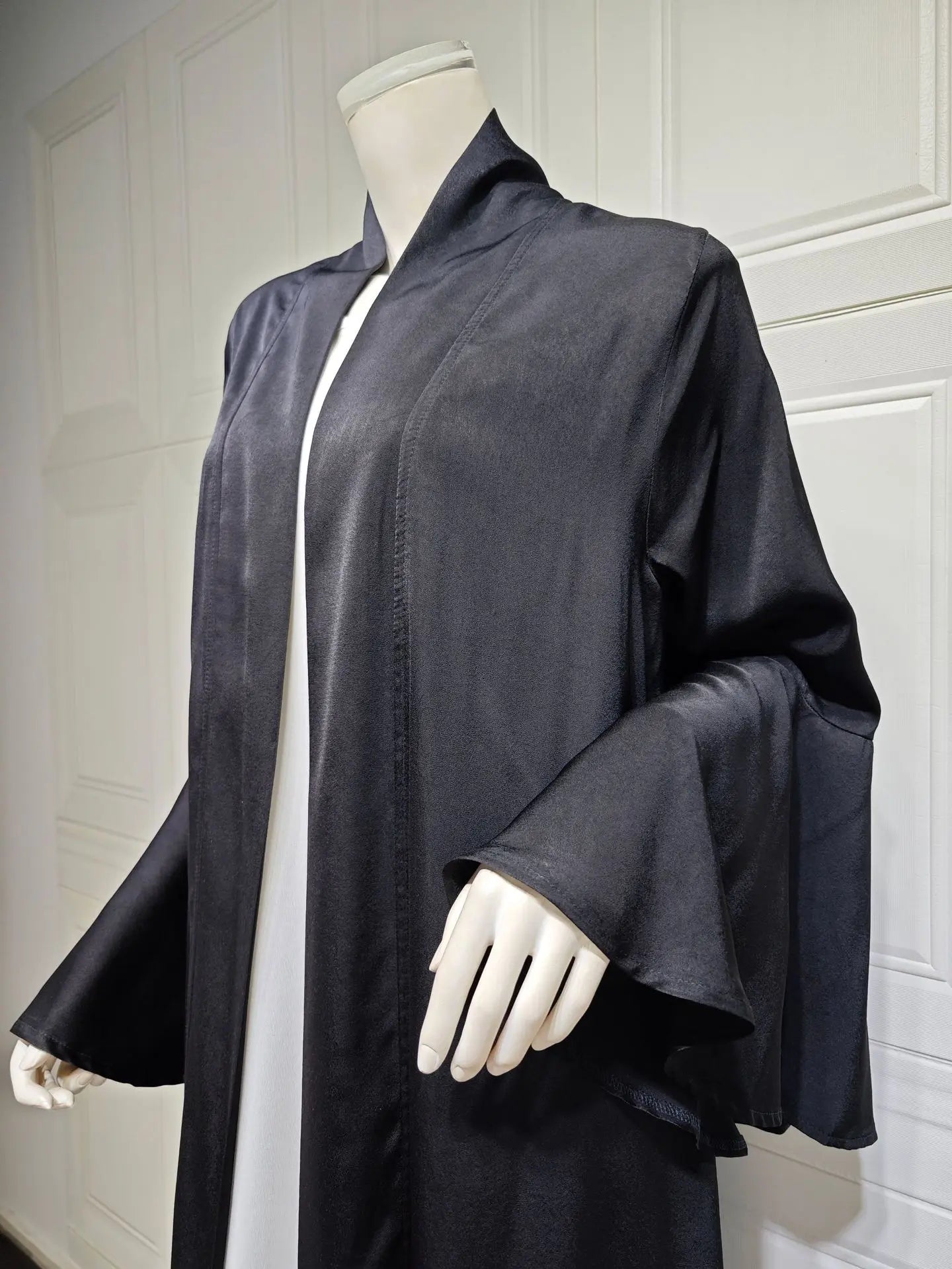 Eid Ramadan Open Abaya Dubai Luxury Elegant Ruffle Sleeve Solid Color Shawl Cardigan Kebaya Kaftan Robe Clothing Caftan Femme