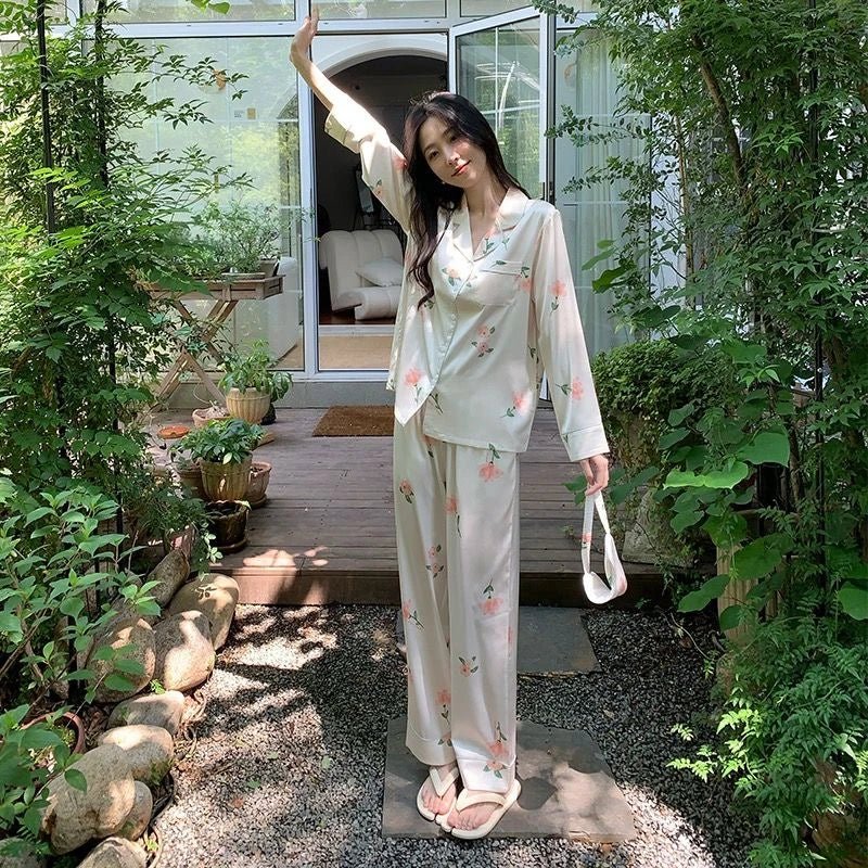 2023 frühling Herbst Neue Eis Seide 2 Stück Pyjamas für Frauen Mode Strickjacke frauen Pyjamas Süße Druck Loungewear Frauen set.