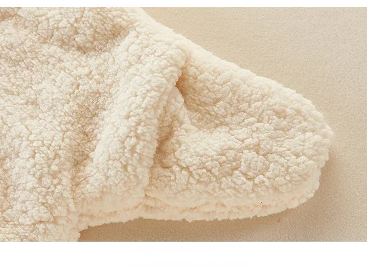 2024 Babys Neugeborene Mädchen Jungen Kleidung Ente & süßes Design Body & Einteiler gepolstert für Babys Strampler 5-Tage-Versand Hoodies.