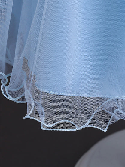 Blumen stickerei Kleid des blauen Mädchens ärmellose schlanke Prinzessin Geburtstags feier Kleid Klavier Performance tragen.