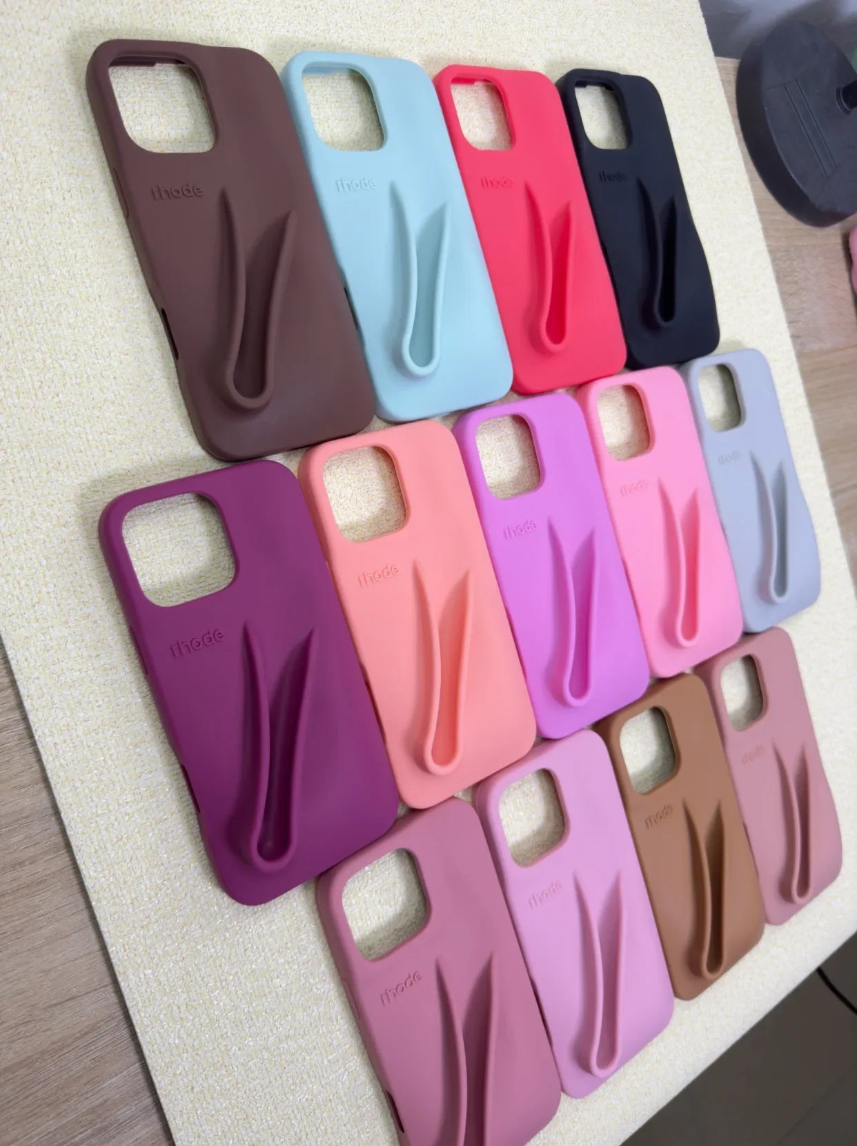 With Lip Gloss Full Set Case for IPhone 17/16/15/14/15/14/13/12/11Pro Max Plus Air Lipstick Silicone Toast Espresso Ribbon Box.
