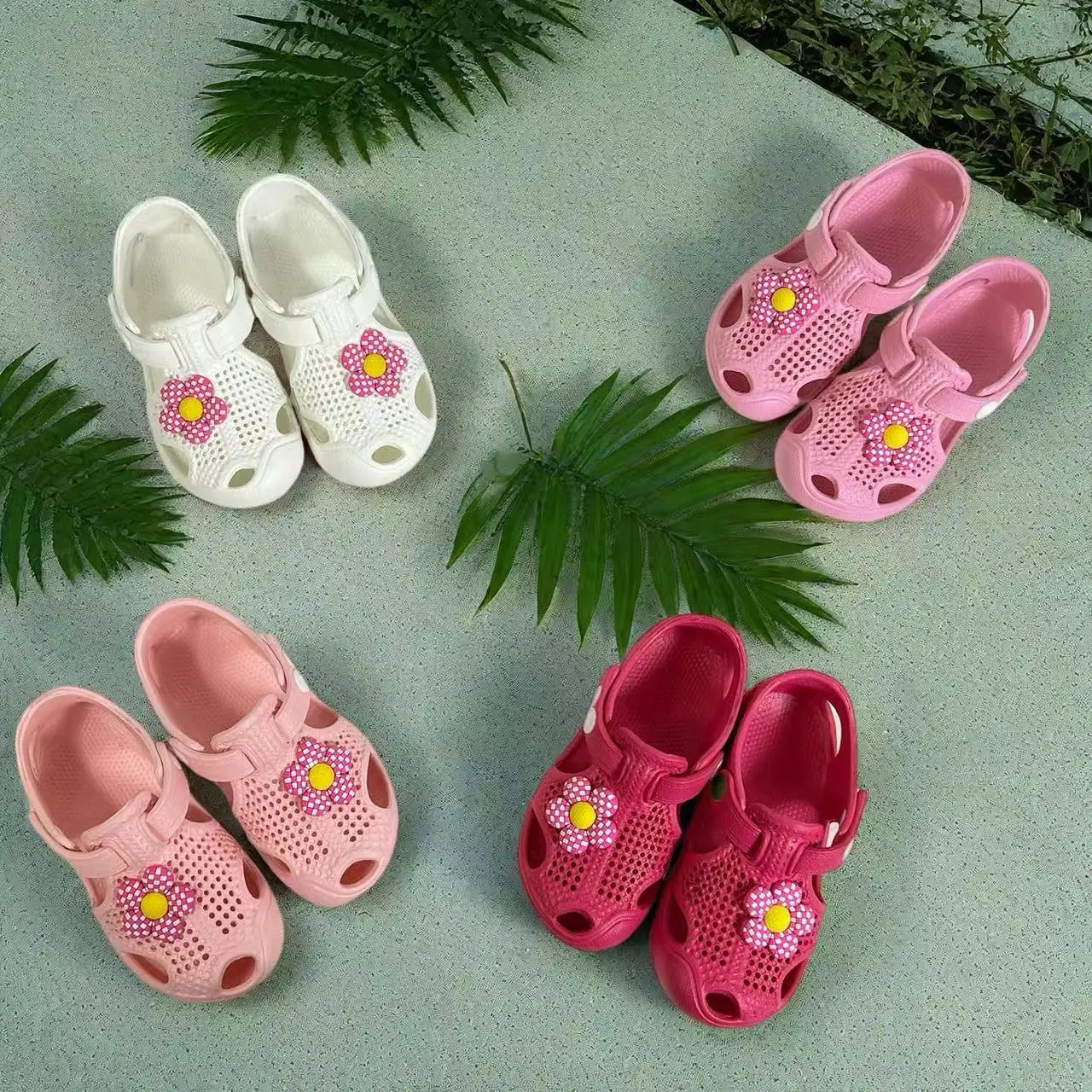 Girls' Floral Toddler Learning Shoes Lightweight Breathable EVA Hole-Patterned Sandals - Cute Versatile Beach & Daily Wear Baby.
