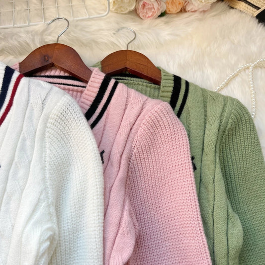 YuooMuoo Chic Fashion Knitted Tops 2025 Autumn Winter Y2K Embroidery Long Sleeve Lady Pullover Sweaters Streetwear Female Shirts.