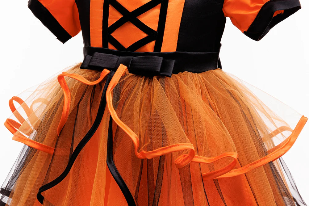 Orangefarbenes Halloween-Kinderkleid für 2–10 Jahre, Polyestermaterial, Puffärmel und mehrlagiger Tüllrock, süße Prinzessinnenkleidung.