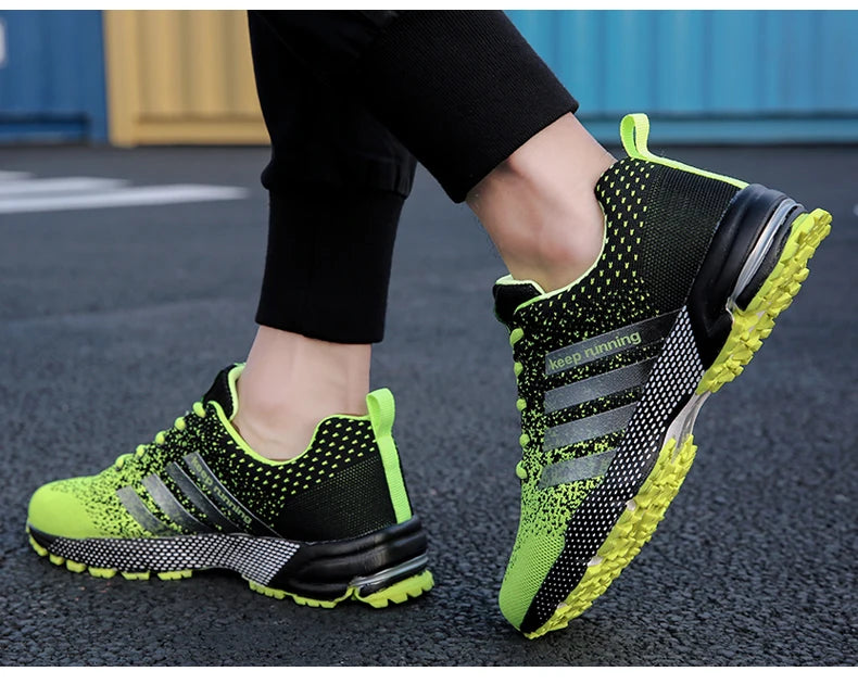 New fashionable plus-size men's casual sports shoes, walking and running shoes, tennis vulcanized men's shoes