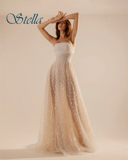 Maßgeschneidertes Temperament, trägerloses, ärmelloses Abendkleid, hochwertige Tüll-Abschlussballkleider, zarte Blumen, Brautparty-Kleider.