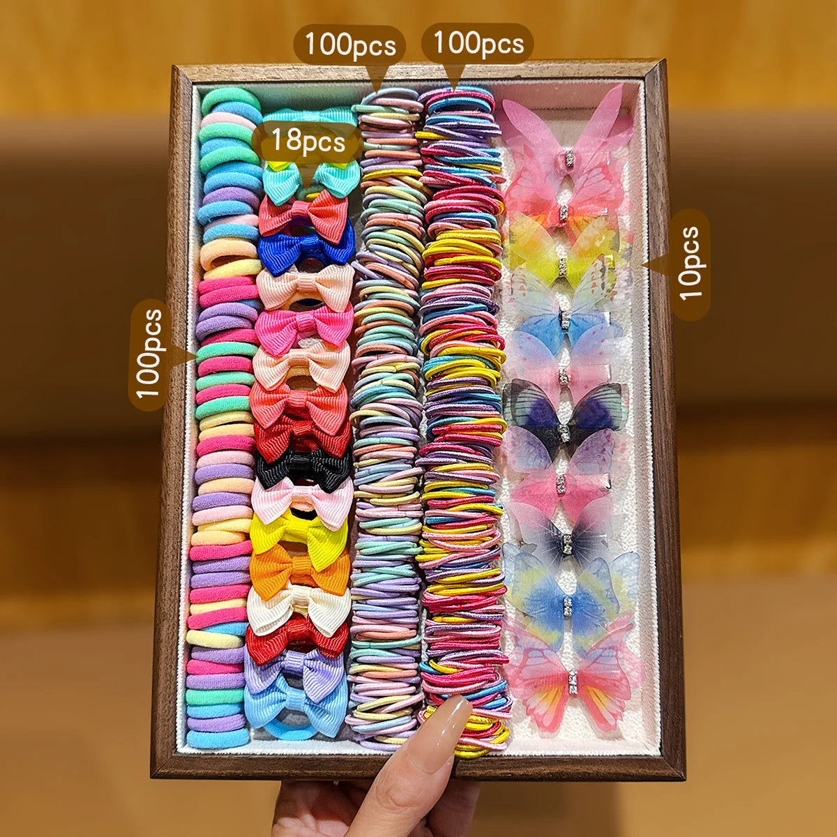 328 colorful random sweet and fashionable rubber band hair clip combinations.