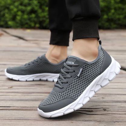 New Running Shoes for Men Comfortable Sports Shoes Lightweight Fashion Summer Plus Size 38-48 Breathable Sneakers for Men.